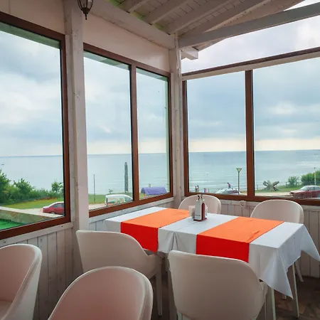 Отель Perla Luxury 5*