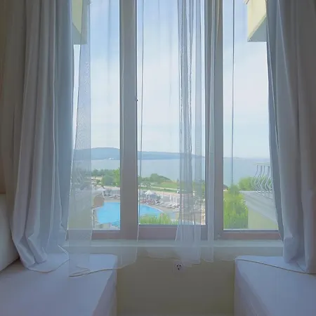 Perla Luxury Отель Приморско