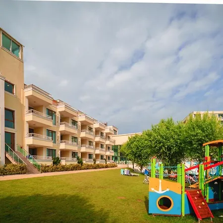 Отель Perla Luxury 5*