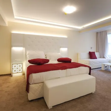 Отель Perla Luxury