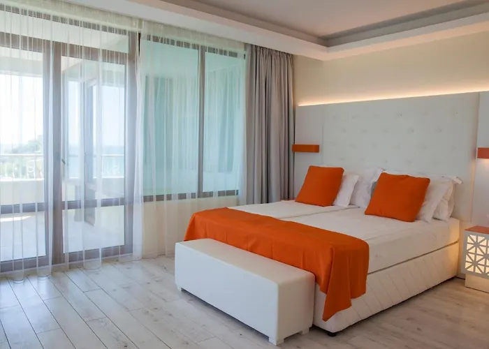 Perla Luxury ホテル