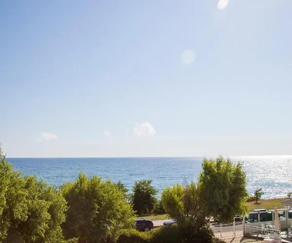 Perla Luxury ホテル