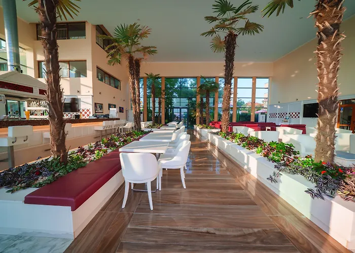 ホテル Perla Luxury 5*