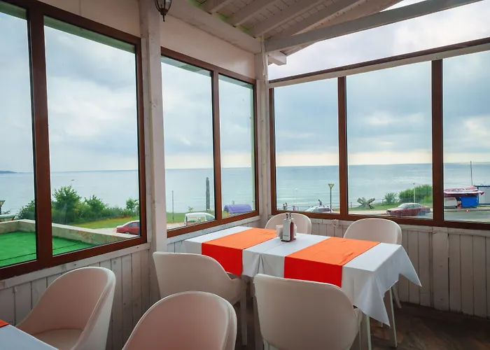 Отель Perla Luxury 5*