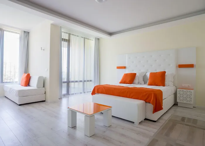 Отель Perla Luxury
