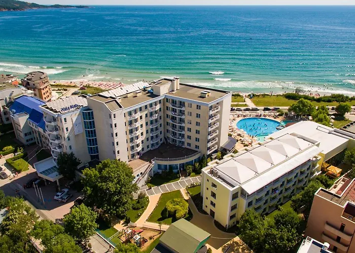 Отель Perla Luxury 5*