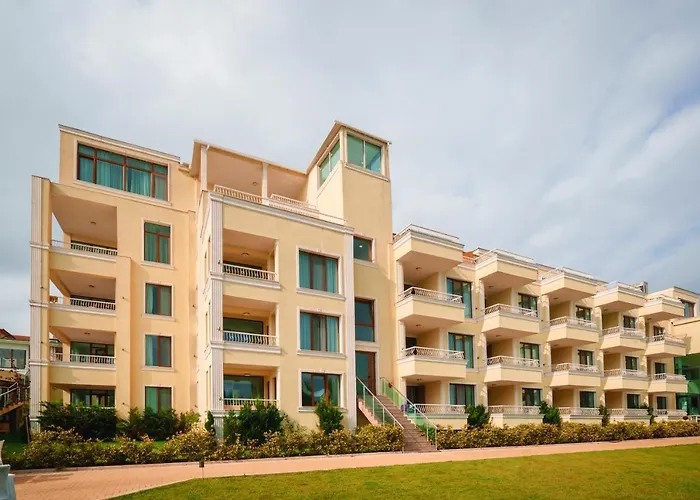 ホテル Perla Luxury 5*