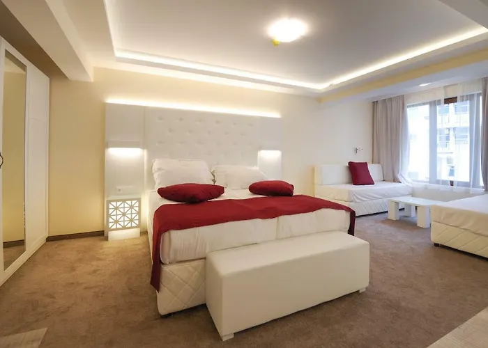 Отель Perla Luxury