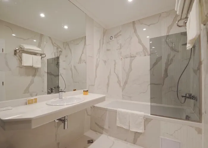 Отель Perla Luxury 5*
