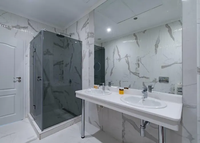 Perla Luxury Отель Приморско