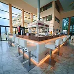Perla Luxury فندق بريمورسكو