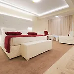 Perla Luxury فندق بريمورسكو