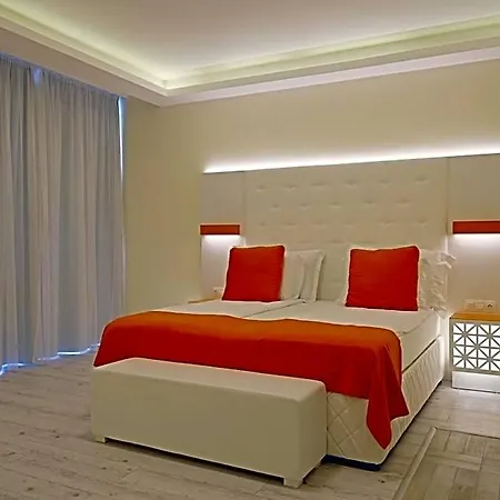 Perla Luxury 5* פרימורסקו