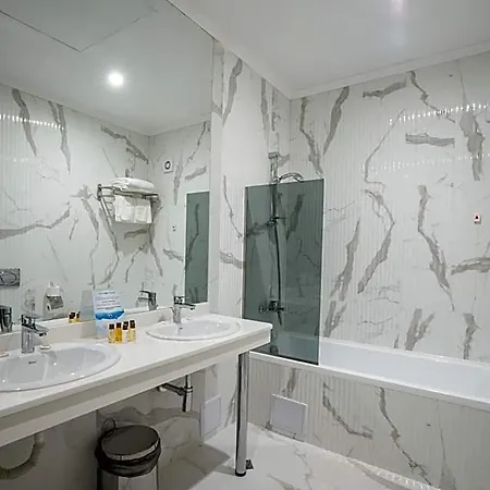 Perla Luxury Hotel 5*