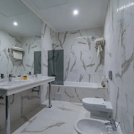 Perla Luxury מלון