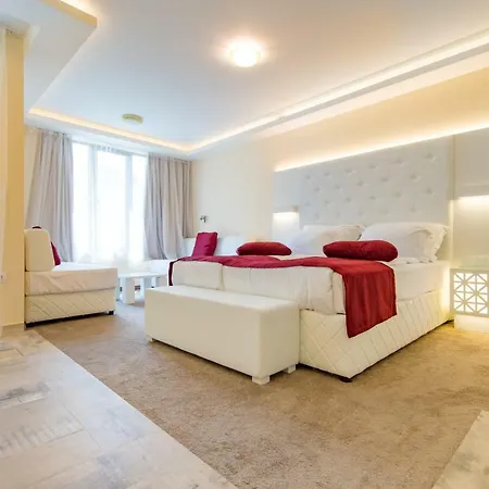 Perla Luxury
